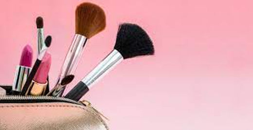 Buy makeup online in Pakistan 