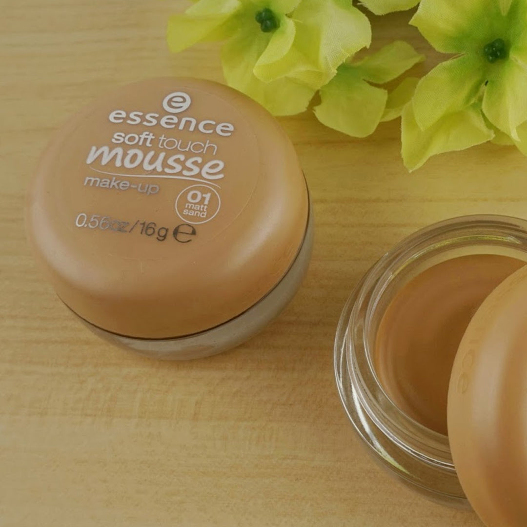 Essence Make Up Soft Touch Mousse Foundation 16g - 01