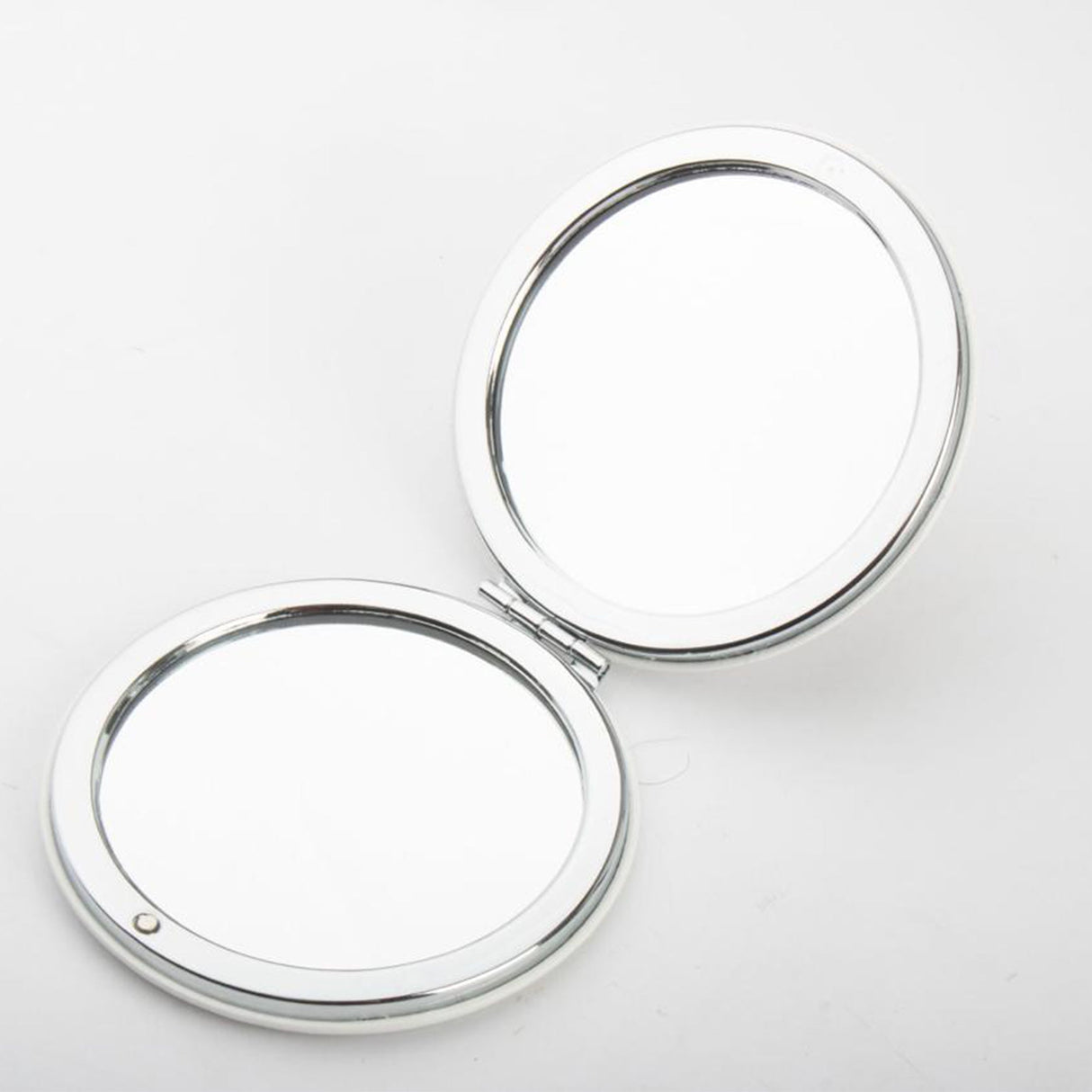 ONLYAURA HANDY COSMETIC MIRROR LS0303 1PCS